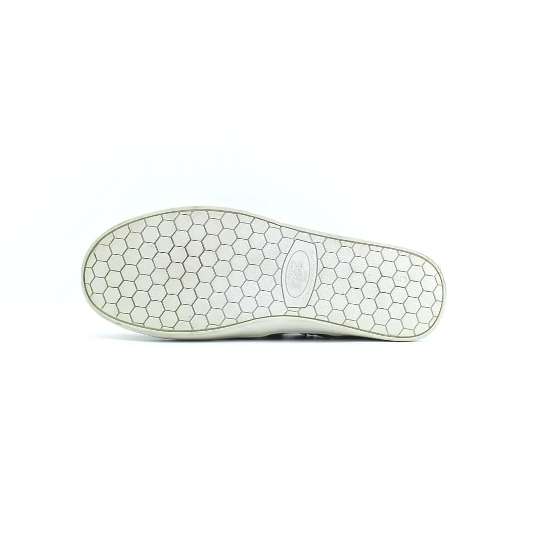 DR SCHOLLS KIDS SHOES