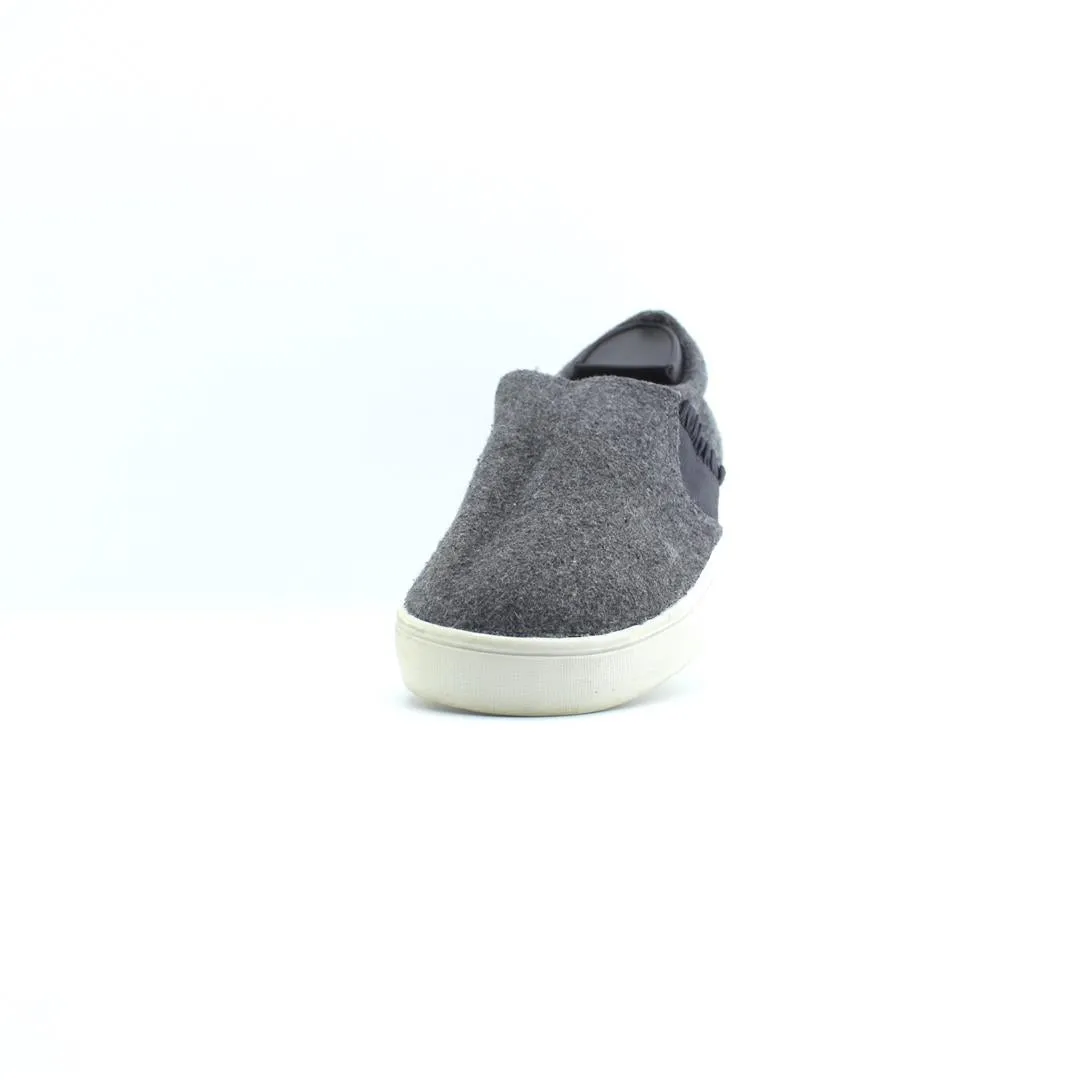 DR SCHOLLS KIDS SHOES