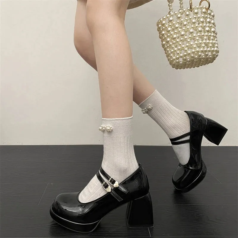 Hnzxzm Black Patent Leather Thick Heels Pumps Women Heart Buckle Platform Mary Jane Shoes Woman Fashion High Heeled Party Shoes Ladies