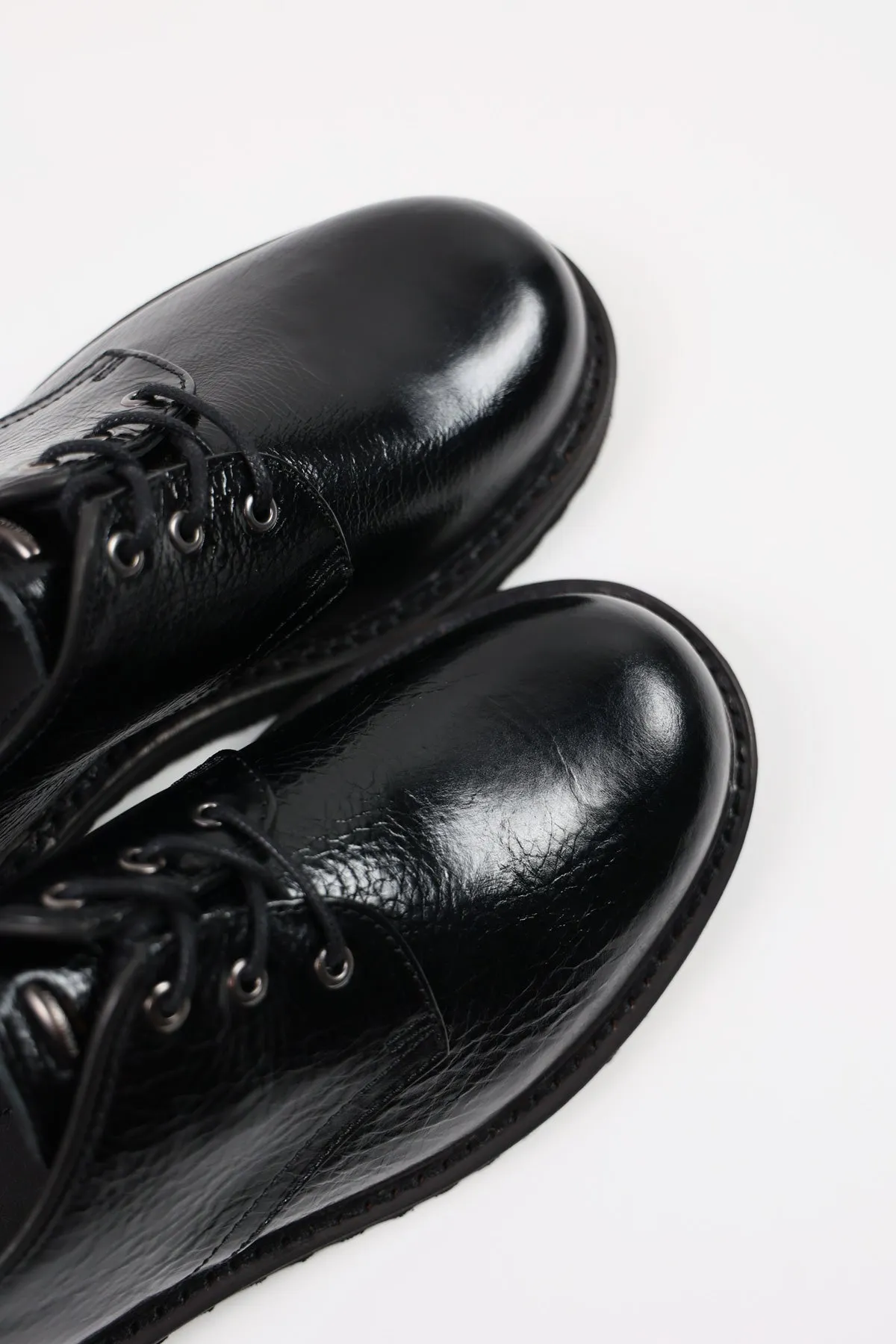 Trampler Shoe - Black Cracked Patent Leather